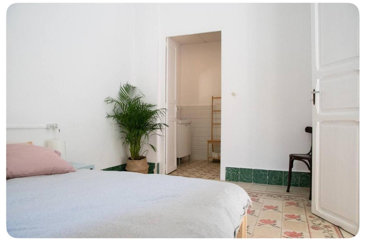 Habitacion Con Bano Privado 1 Cama De Matrimonio Валенсия Экстерьер фото
